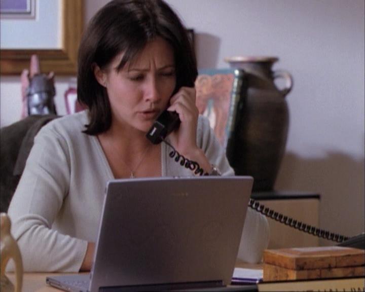 Charmed-Online-dot-net_114SecretsAndGuys1030.jpg Charmed-Online-dot-net_114SecretsAndGuys1030.jpg