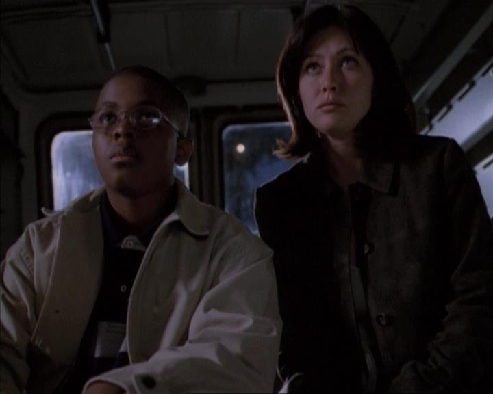 Charmed-Online-dot-net_114SecretsAndGuys1986.jpg Charmed-Online-dot-net_114SecretsAndGuys1986.jpg