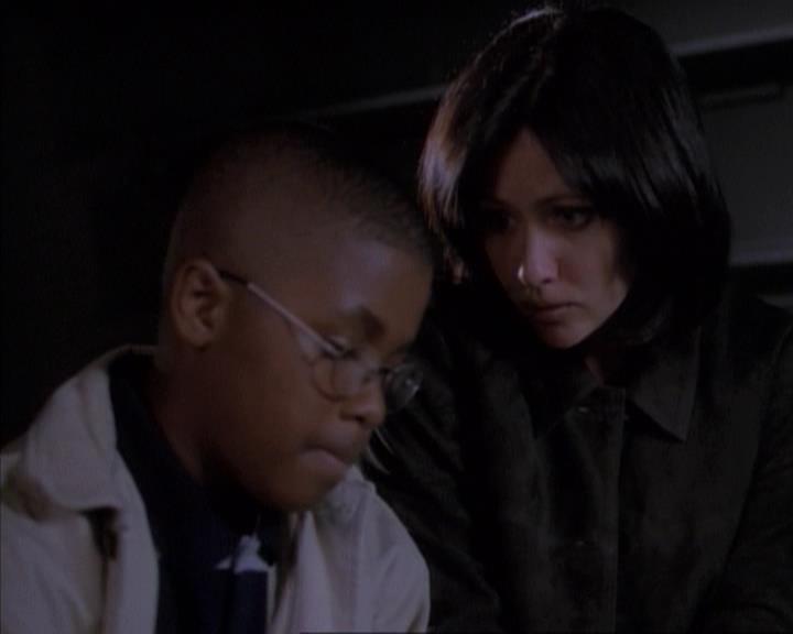 Charmed-Online-dot-net_114SecretsAndGuys1997.jpg Charmed-Online-dot-net_114SecretsAndGuys1997.jpg