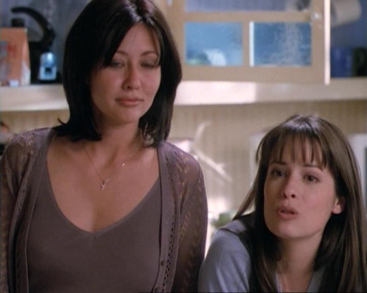 Charmed-Online-dot-net_115IsThereAWoogyInTheHouse0129.jpg Charmed-Online-dot-net_115IsThereAWoogyInTheHouse0129.jpg