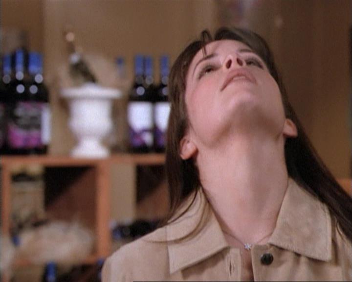 Charmed-Online-dot-net_115IsThereAWoogyInTheHouse0523.jpg