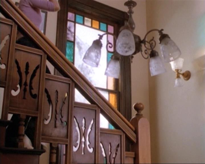 Charmed-Online-dot-net_115IsThereAWoogyInTheHouse0551.jpg
