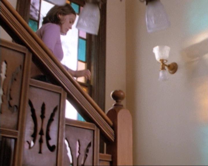 Charmed-Online-dot-net_115IsThereAWoogyInTheHouse0552.jpg