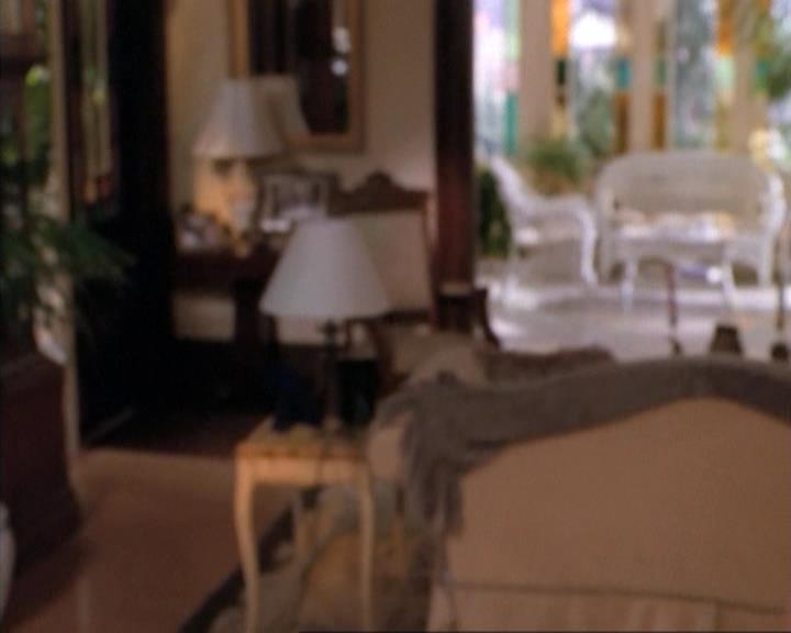 Charmed-Online-dot-net_115IsThereAWoogyInTheHouse0560.jpg Charmed-Online-dot-net_115IsThereAWoogyInTheHouse0560.jpg