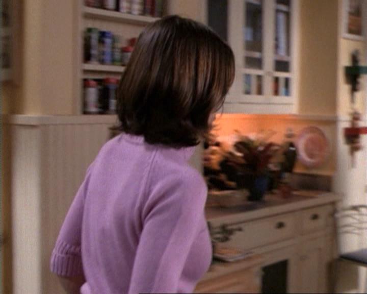 Charmed-Online-dot-net_115IsThereAWoogyInTheHouse0577.jpg