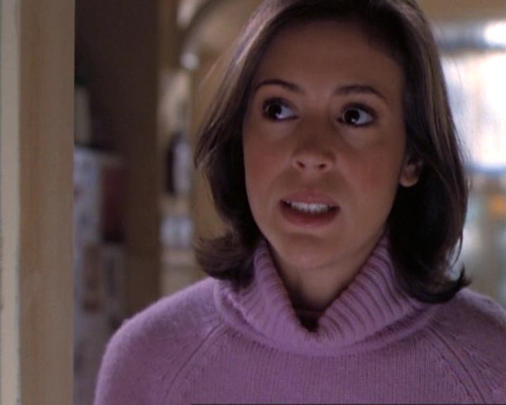 Charmed-Online-dot-net_115IsThereAWoogyInTheHouse0592.jpg