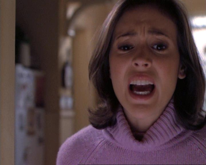 Charmed-Online-dot-net_115IsThereAWoogyInTheHouse0600.jpg