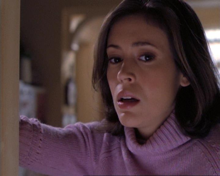 Charmed-Online-dot-net_115IsThereAWoogyInTheHouse0612.jpg