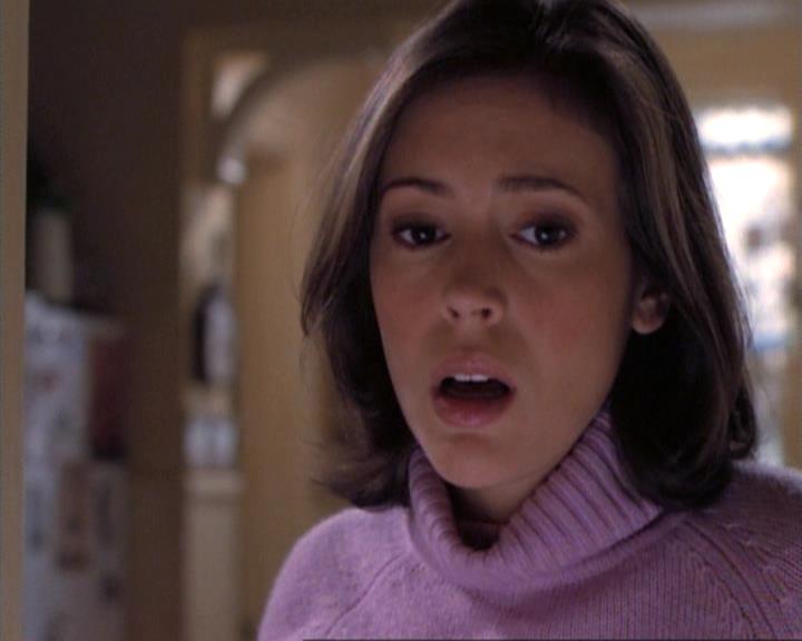 Charmed-Online-dot-net_115IsThereAWoogyInTheHouse0616.jpg