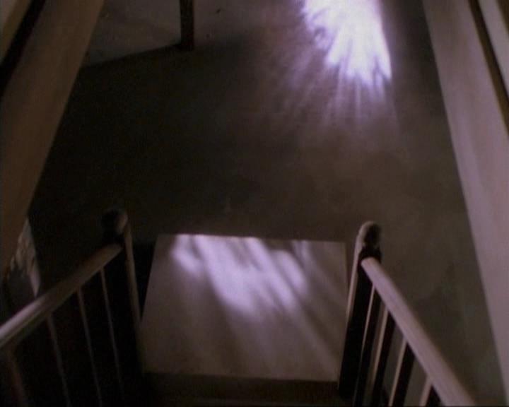Charmed-Online-dot-net_115IsThereAWoogyInTheHouse0642.jpg