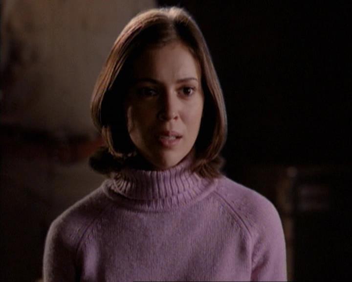 Charmed-Online-dot-net_115IsThereAWoogyInTheHouse0668.jpg