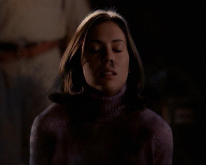 Charmed-Online-dot-net_115IsThereAWoogyInTheHouse0676.jpg