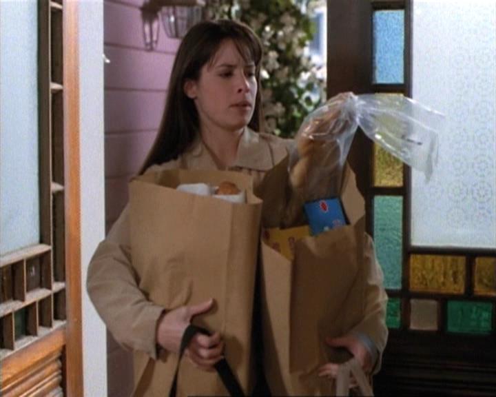 Charmed-Online-dot-net_115IsThereAWoogyInTheHouse0692.jpg