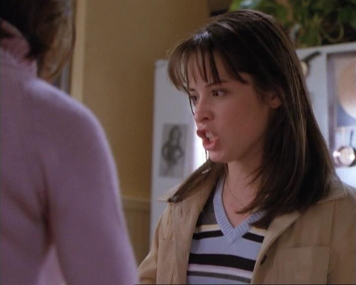 Charmed-Online-dot-net_115IsThereAWoogyInTheHouse0746.jpg