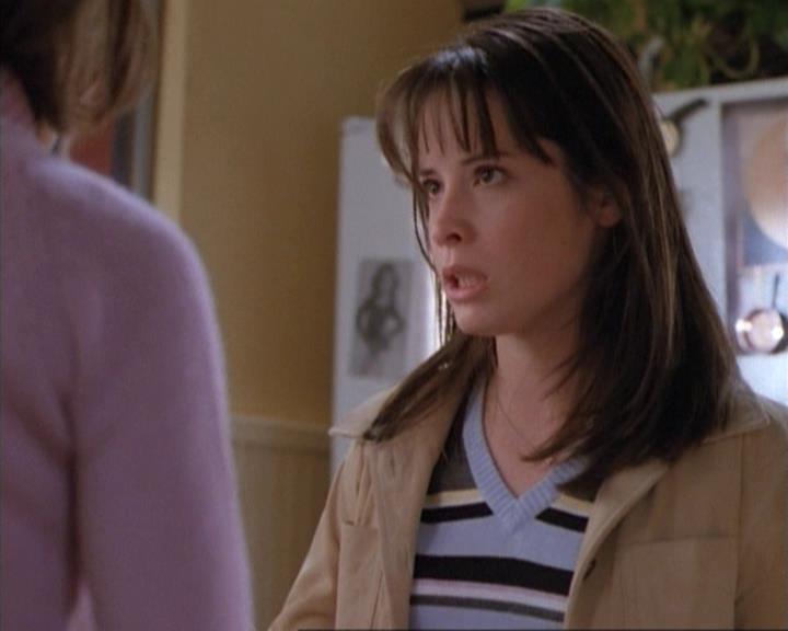 Charmed-Online-dot-net_115IsThereAWoogyInTheHouse0748.jpg