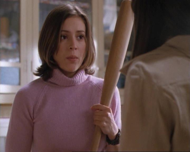 Charmed-Online-dot-net_115IsThereAWoogyInTheHouse0764.jpg