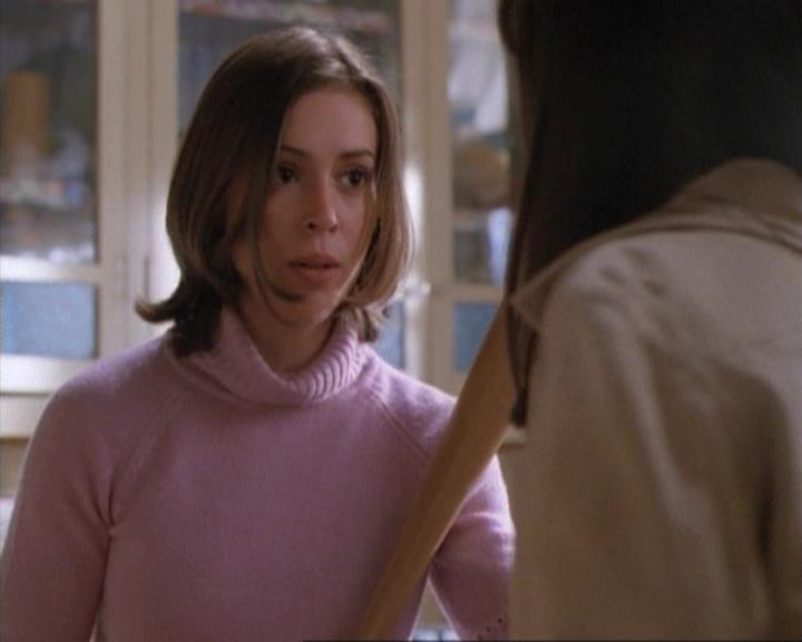 Charmed-Online-dot-net_115IsThereAWoogyInTheHouse0774.jpg