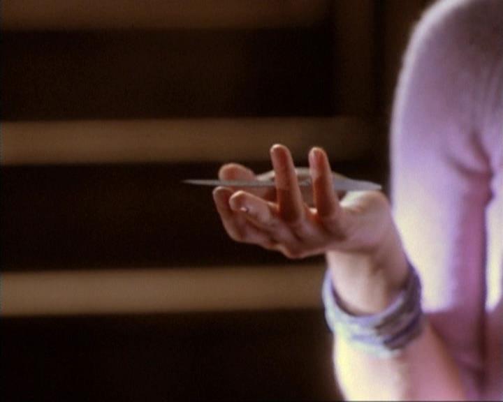 Charmed-Online-dot-net_115IsThereAWoogyInTheHouse0875.jpg