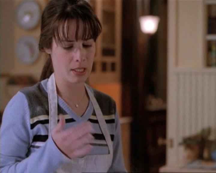 Charmed-Online-dot-net_115IsThereAWoogyInTheHouse0994.jpg
