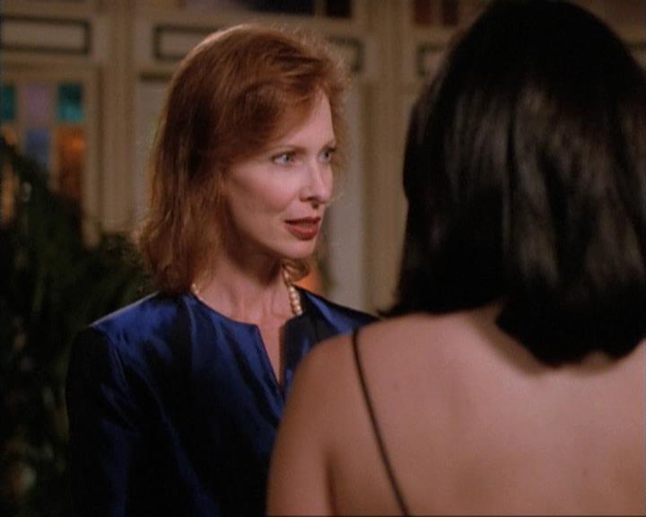 Charmed-Online-dot-net_115IsThereAWoogyInTheHouse1156.jpg