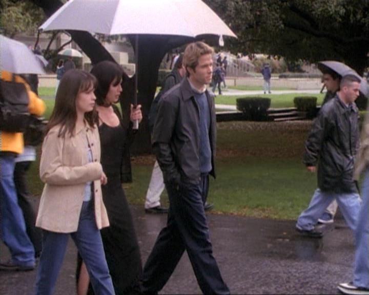 Charmed-Online-dot-net_115IsThereAWoogyInTheHouse1500.jpg