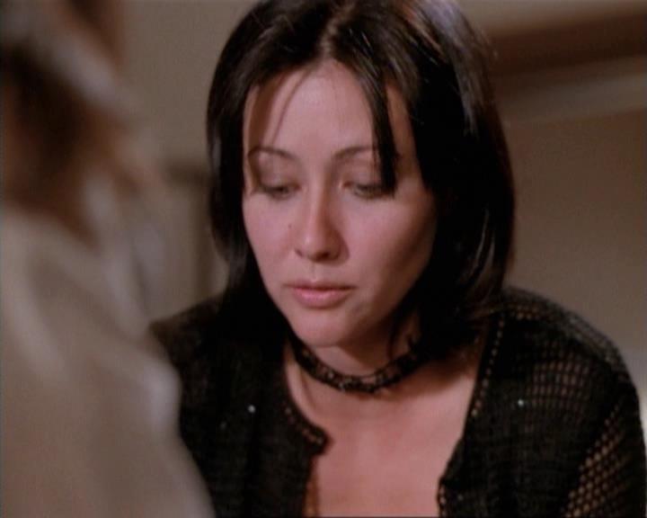 Charmed-Online-dot-net_115IsThereAWoogyInTheHouse1574.jpg