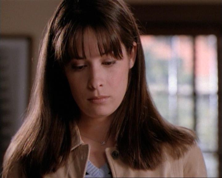 Charmed-Online-dot-net_115IsThereAWoogyInTheHouse1603.jpg