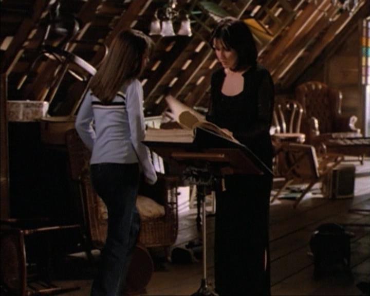 Charmed-Online-dot-net_115IsThereAWoogyInTheHouse1790.jpg
