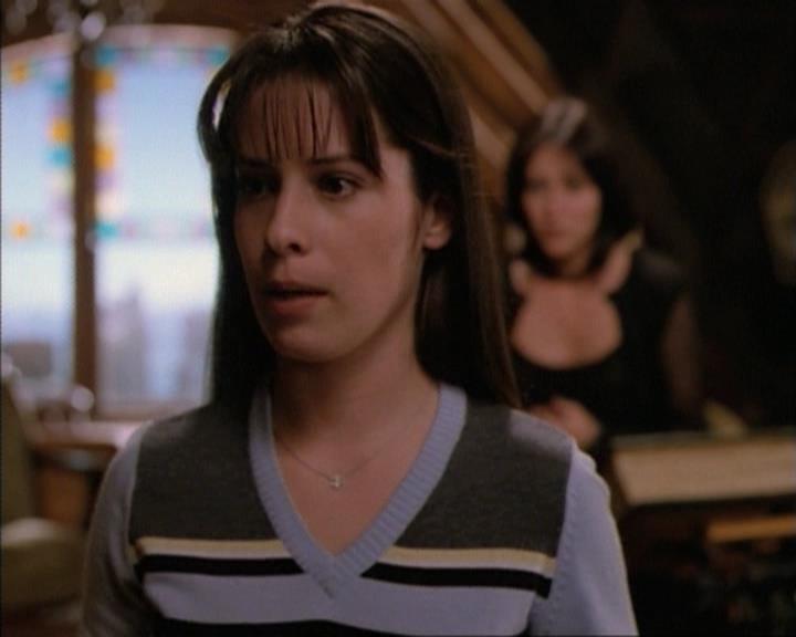 Charmed-Online-dot-net_115IsThereAWoogyInTheHouse1859.jpg