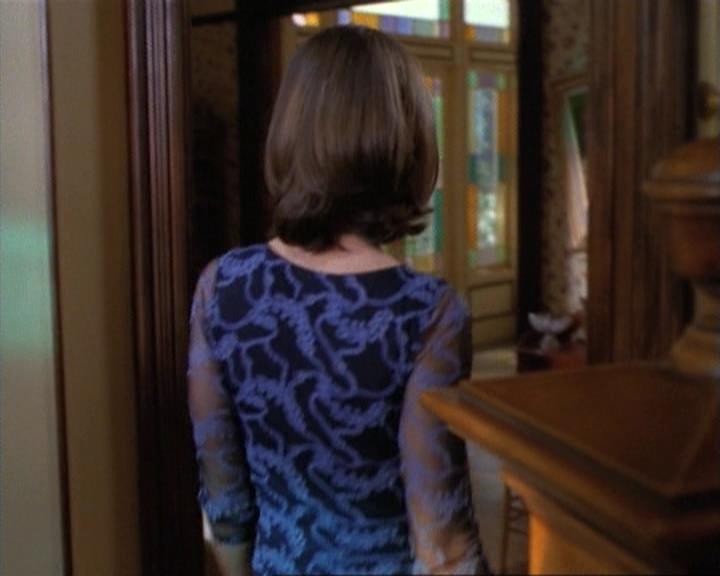 Charmed-Online-dot-net_115IsThereAWoogyInTheHouse1975.jpg