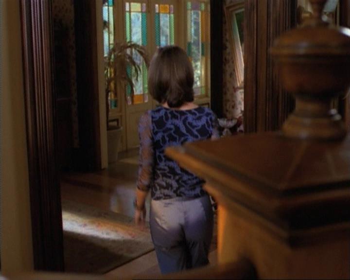 Charmed-Online-dot-net_115IsThereAWoogyInTheHouse1976.jpg