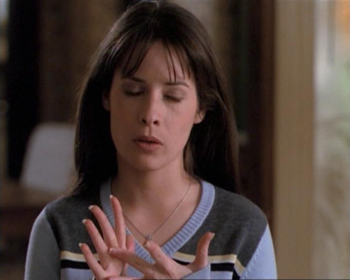 Charmed-Online-dot-net_115IsThereAWoogyInTheHouse1992.jpg