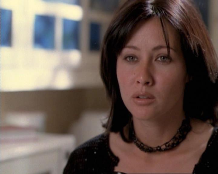 Charmed-Online-dot-net_115IsThereAWoogyInTheHouse2046.jpg