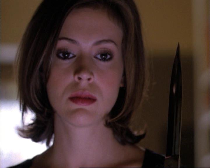 Charmed-Online-dot-net_115IsThereAWoogyInTheHouse2121.jpg