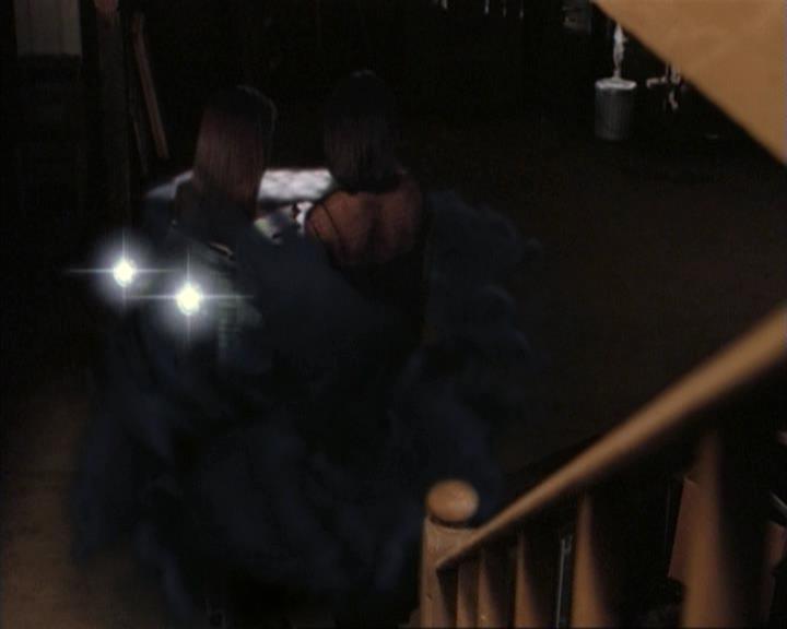 Charmed-Online-dot-net_115IsThereAWoogyInTheHouse2169.jpg