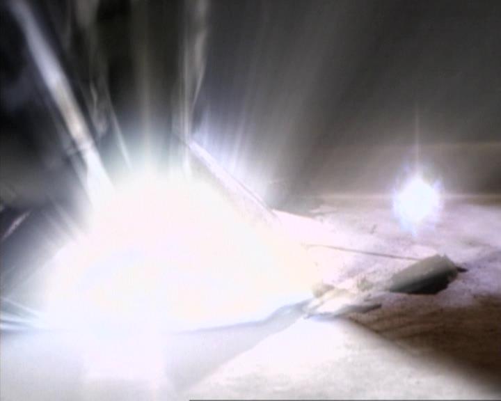 Charmed-Online-dot-net_115IsThereAWoogyInTheHouse2189.jpg