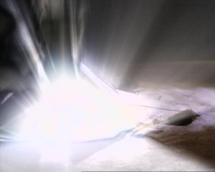 Charmed-Online-dot-net_115IsThereAWoogyInTheHouse2190.jpg