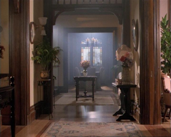 Charmed-Online-dot-net_115IsThereAWoogyInTheHouse2213.jpg