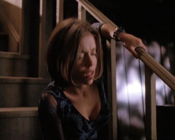 Charmed-Online-dot-net_115IsThereAWoogyInTheHouse2215.jpg