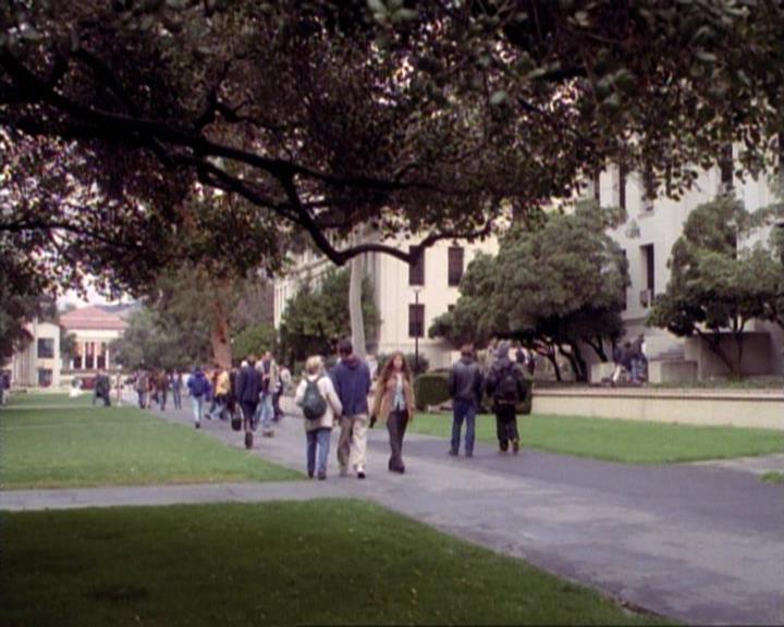 Charmed-Online-dot-net_115IsThereAWoogyInTheHouse2227.jpg Charmed-Online-dot-net_115IsThereAWoogyInTheHouse2227.jpg