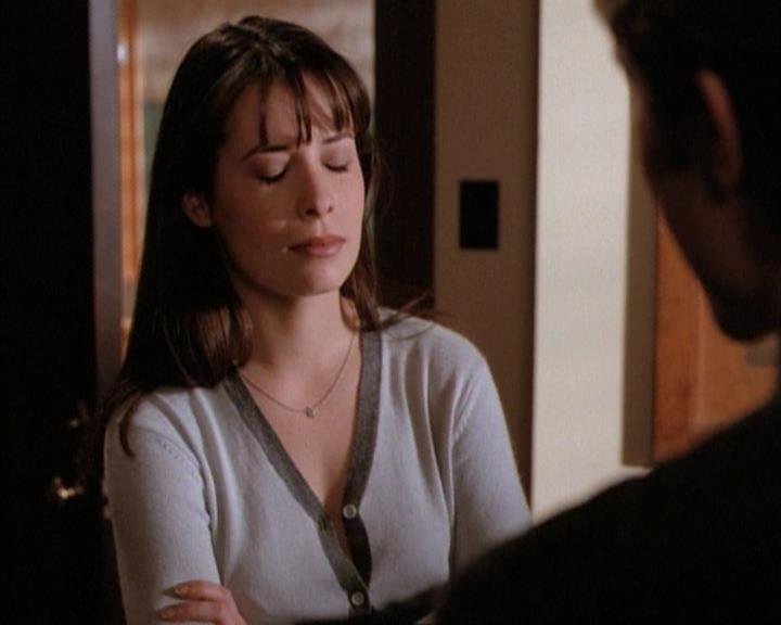Charmed-Online-dot-net_115IsThereAWoogyInTheHouse2257.jpg Charmed-Online-dot-net_115IsThereAWoogyInTheHouse2257.jpg