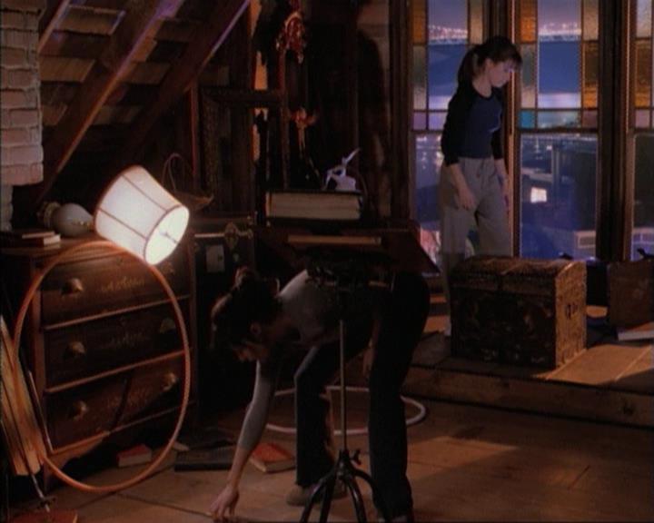Charmed-Online-dot-net_115IsThereAWoogyInTheHouse2318.jpg