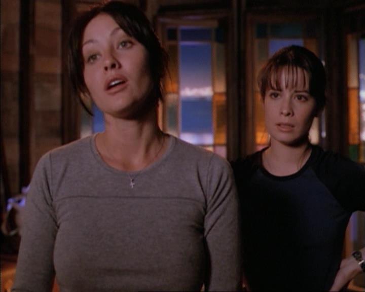 Charmed-Online-dot-net_115IsThereAWoogyInTheHouse2354.jpg