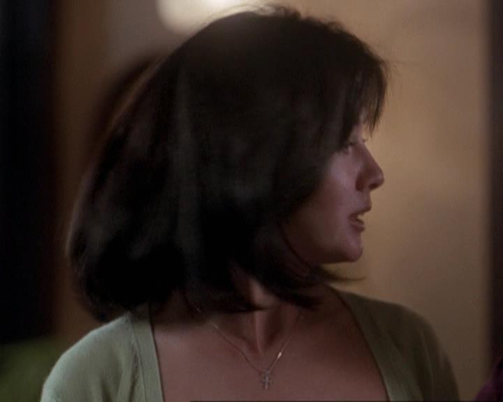 Charmed-Online-dot-net_116WichPrueIsItAnyway0113.jpg Charmed-Online-dot-net_116WichPrueIsItAnyway0113.jpg