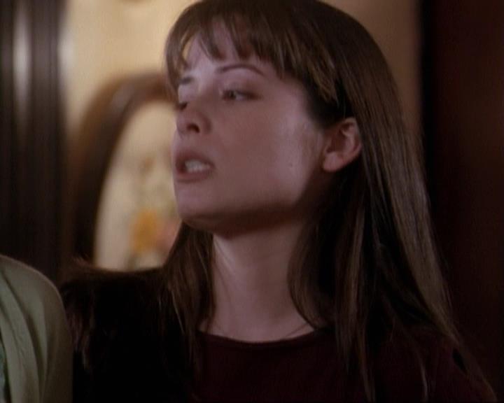 Charmed-Online-dot-net_116WichPrueIsItAnyway0121.jpg