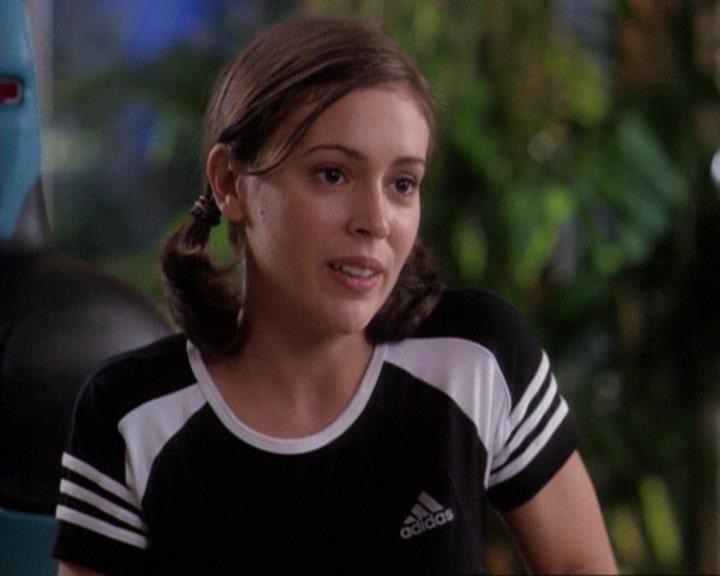 Charmed-Online-dot-net_116WichPrueIsItAnyway0179.jpg Charmed-Online-dot-net_116WichPrueIsItAnyway0179.jpg