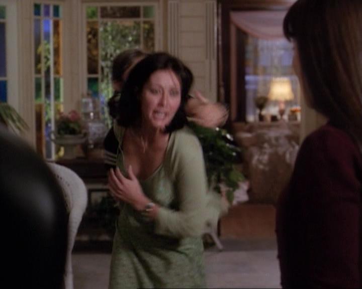 Charmed-Online-dot-net_116WichPrueIsItAnyway0216.jpg