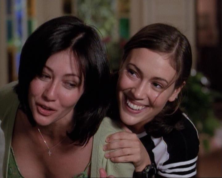 Charmed-Online-dot-net_116WichPrueIsItAnyway0225.jpg