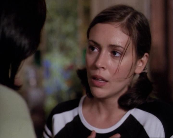 Charmed-Online-dot-net_116WichPrueIsItAnyway0237.jpg