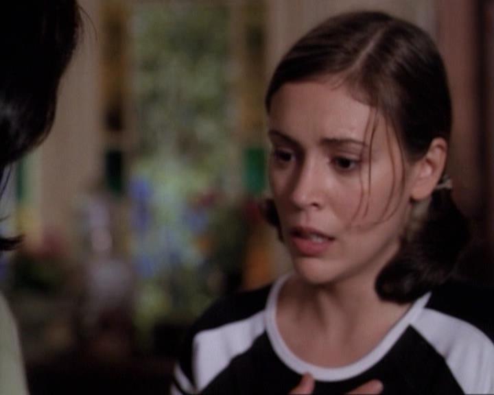 Charmed-Online-dot-net_116WichPrueIsItAnyway0242.jpg
